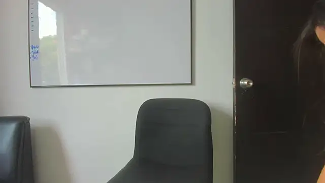 squirttati33 online show from 10.27.25