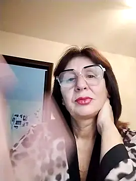 AlbinaXPretty online show from 09.26.25