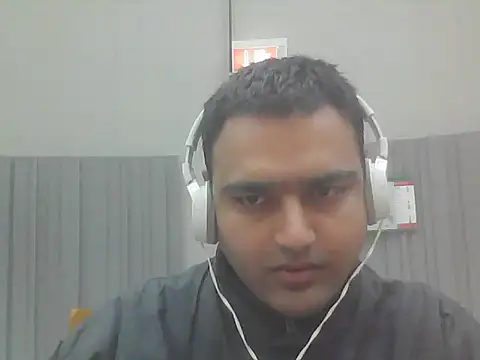 Snapshot of JohnBond009 chatting on 02.02.25 JohnBond009 online show from 02.02.25