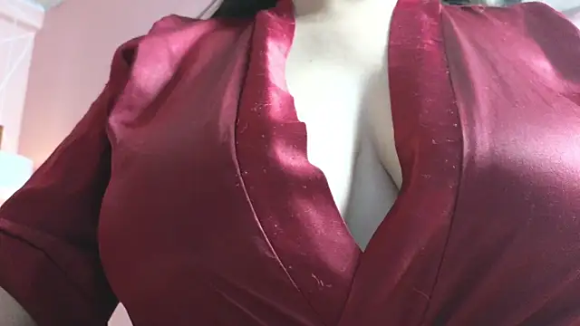 dolly zoe online show from 10.08.25