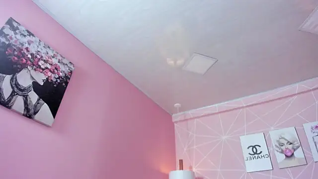 dolly zoe online show from 11.25.25