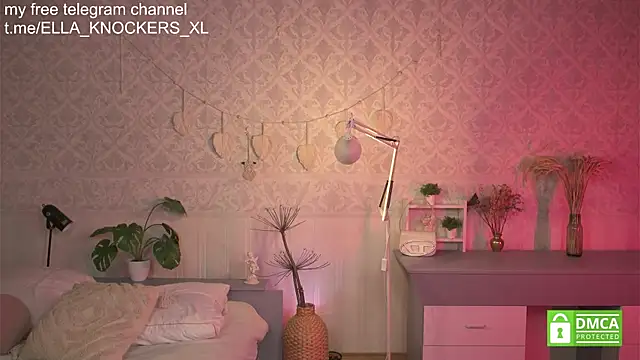 ella knockers xl online show from 02.18.25