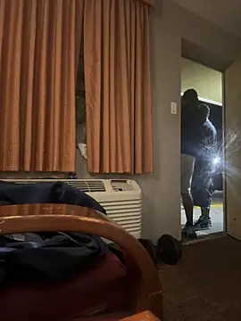 Stressreliever82 online show from 03.21.26