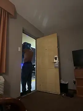 Stressreliever82 online show from 03.31.26