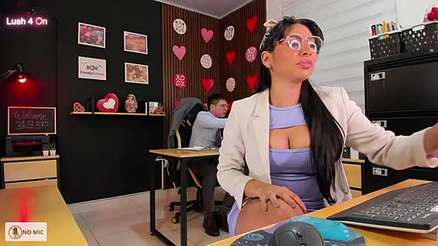 Office Naughty Girl online show from 02.21.25