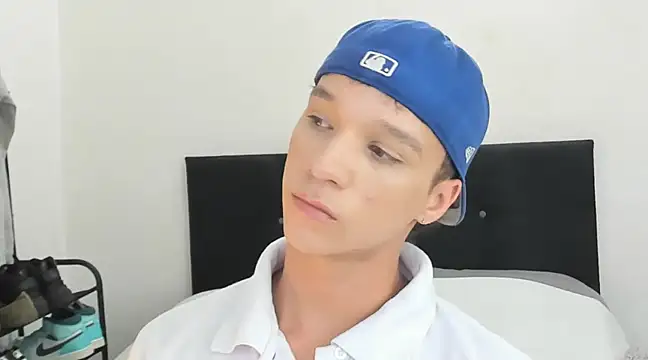 angelcortes online show from 01.10.25