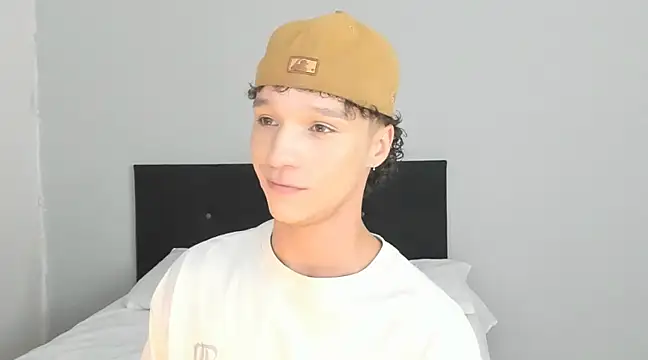 angelcortes online show from 03.05.25