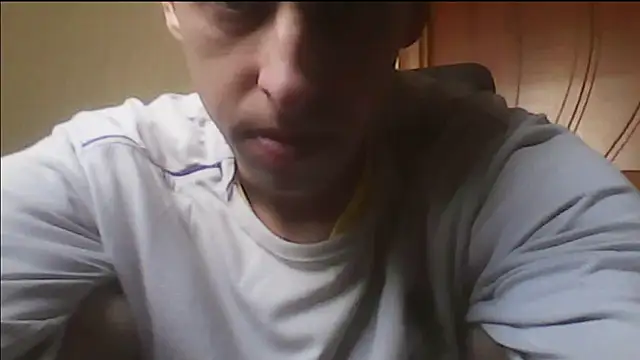 Snapshot of Yrikos1 chatting on 10.23.25 Yrikos1 online show from 10.23.25