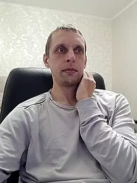 Snapshot of Yrikos1 chatting on 11.02.25 Yrikos1 online show from 11.02.25