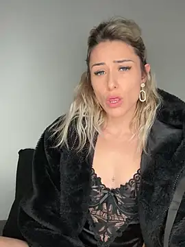 petrouchkaaa  online show from 01.10.25