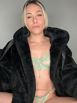 petrouchkaaa  online show from 01.19.25