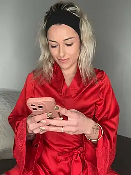 petrouchkaaa  online show from 01.24.25