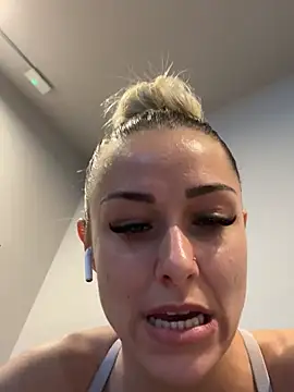 petrouchkaaa  online show from 02.27.25