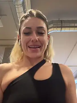 petrouchkaaa  online show from 03.14.25