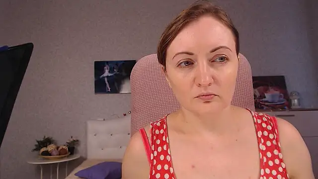 BettyFootFetish online show from 12.04.25