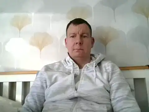 Snapshot of calibersmith chatting on 01.25.25 calibersmith online show from 01.25.25