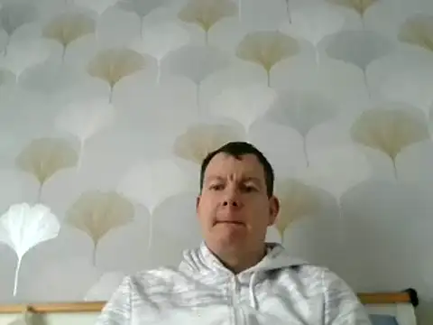 Snapshot of calibersmith chatting on 02.20.25 calibersmith online show from 02.20.25