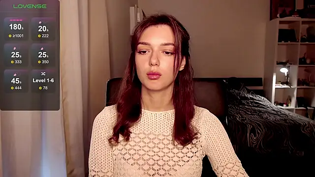 Snapshot of olivia_jeas chatting on 03.19.25 olivia jeas online show from 03.19.25