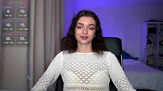 Snapshot of olivia_jeas chatting on 09.27.25 olivia jeas online show from 09.27.25