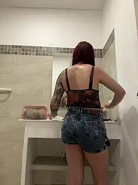 Snapshot of babesamanta chatting on 02.20.25 babesamanta online show from 02.20.25