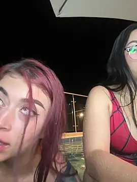 Snapshot of babesamanta chatting on 02.21.25 babesamanta online show from 02.21.25