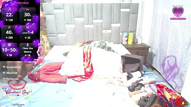 thickebonymilfF online show from 02.15.25