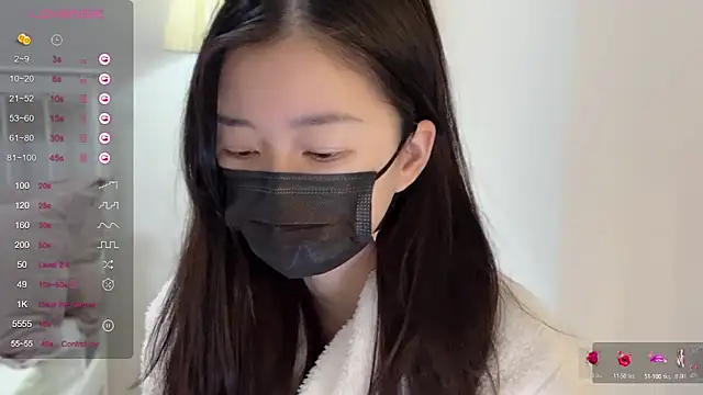 Snapshot of A-xena chatting on 01.12.25 A-xena online show from 01.12.25