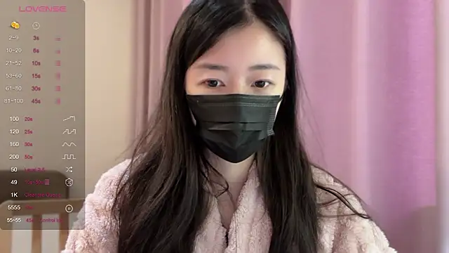 Snapshot of A-xena chatting on 01.16.25 A-xena online show from 01.16.25