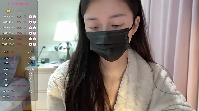 Snapshot of A-xena chatting on 01.24.25 A-xena online show from 01.24.25