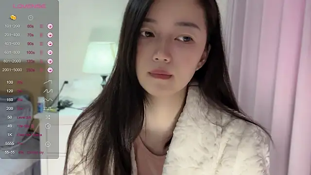 Snapshot of A-xena chatting on 01.26.25 A-xena online show from 01.26.25