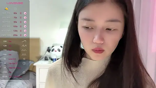 Snapshot of A-xena chatting on 01.28.25 A-xena online show from 01.28.25