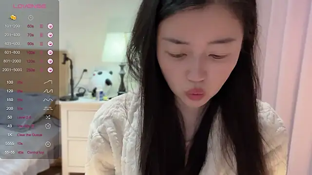 Snapshot of A-xena chatting on 01.29.25 A-xena online show from 01.29.25