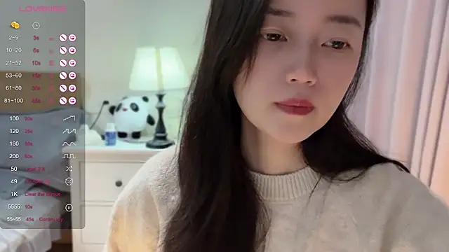 Snapshot of A-xena chatting on 01.31.25 A-xena online show from 01.31.25