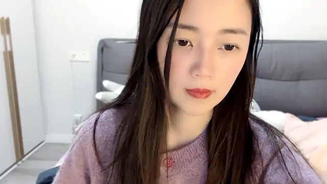 Snapshot of A-xena chatting on 03.07.25 A-xena online show from 03.07.25