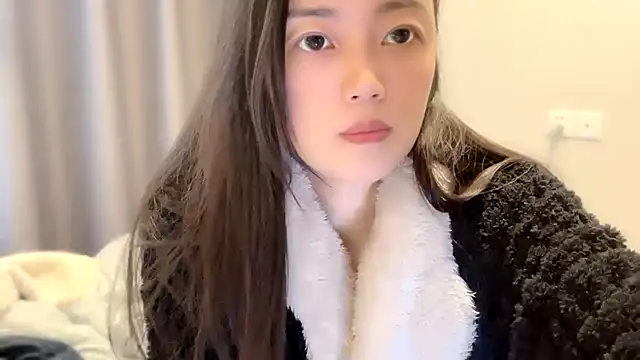 Snapshot of A-xena chatting on 03.18.25 A-xena online show from 03.18.25