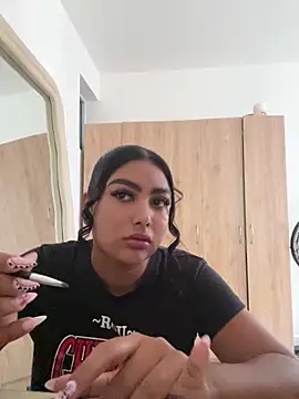 Snapshot of NatashaBrown12 chatting on 10.18.25 NatashaBrown12 online show from 10.18.25