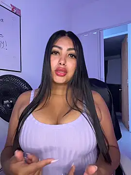 Snapshot of NatashaBrown12 chatting on 11.03.25 NatashaBrown12 online show from 11.03.25