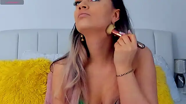 Snapshot of AllisonSweets chatting on 01.14.25 AllisonSweets online show from 01.14.25