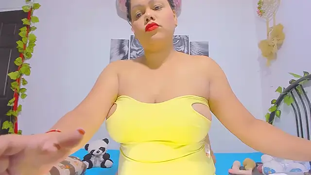 Alhelqueen online show from 10.10.25