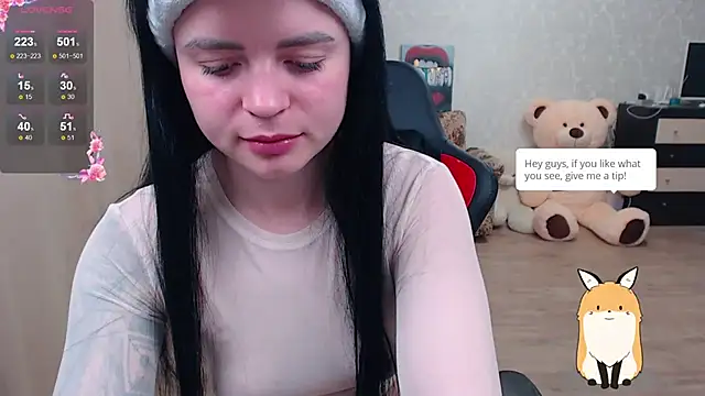 Snapshot of JuicyJess chatting on 05.23.26 JuicyJess online show from 05.23.26