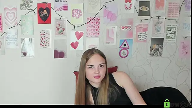 Snapshot of little_radiant_sun chatting on 10.04.25 little radiant sun online show from 10.04.25