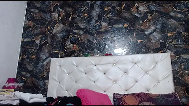 Snapshot of DesireDirtyTS__ chatting on 11.02.25 DesireDirtyTS online show from 11.02.25