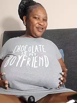 Snapshot of Bootyliciousbbw12 chatting on 10.20.25 Bootyliciousbbw12 online show from 10.20.25