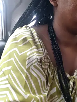 Snapshot of Bootyliciousbbw12 chatting on 10.31.25 Bootyliciousbbw12 online show from 10.31.25