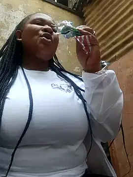 Snapshot of Bootyliciousbbw12 chatting on 11.04.25 Bootyliciousbbw12 online show from 11.04.25