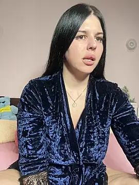 Annatrybebetter online show from 12.12.24