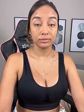 DianaHopson online show from 02.25.25