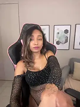 DianaHopson online show from 02.28.25