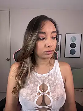 DianaHopson online show from 02.28.25