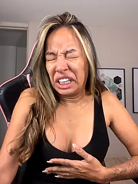 DianaHopson online show from 09.11.25